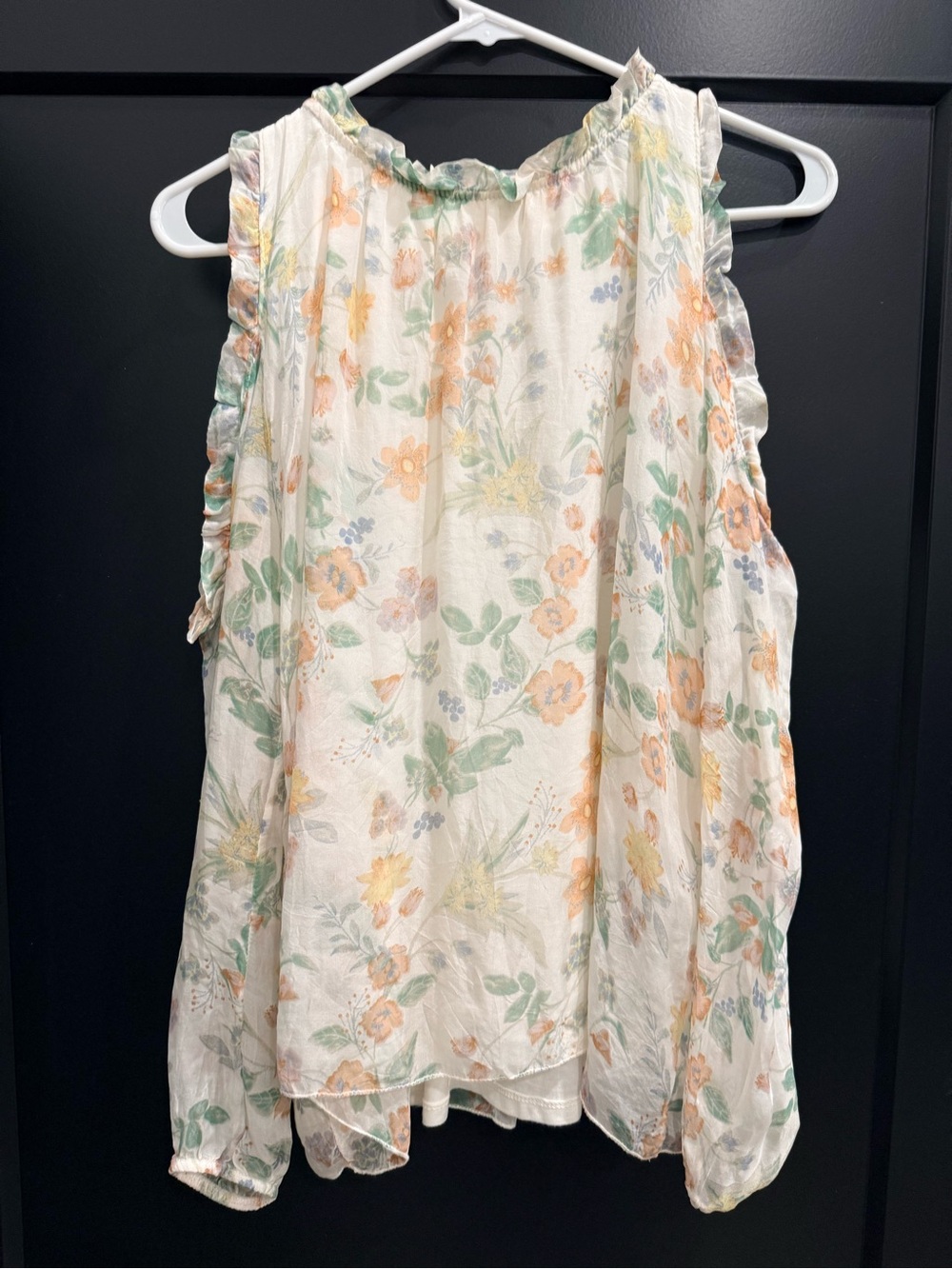 Sleeveless Floral Ruffle-Trim Camisole - Cream/Peach